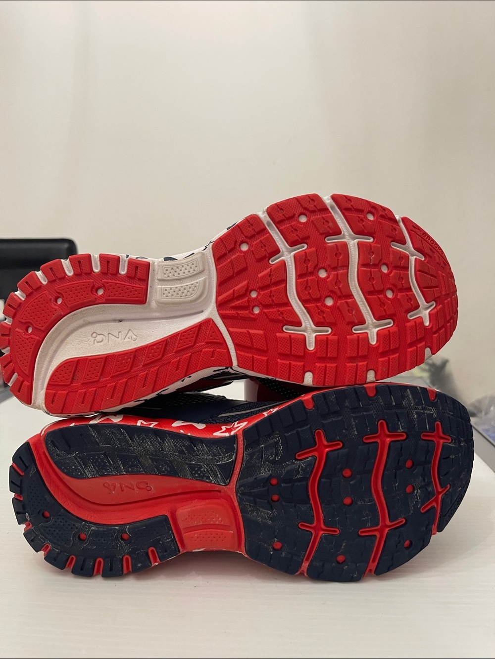 BROOKS RESTART TRACE 2 SNEAKERS WOMENS SIZE 8.5 - Picture 14 of 14